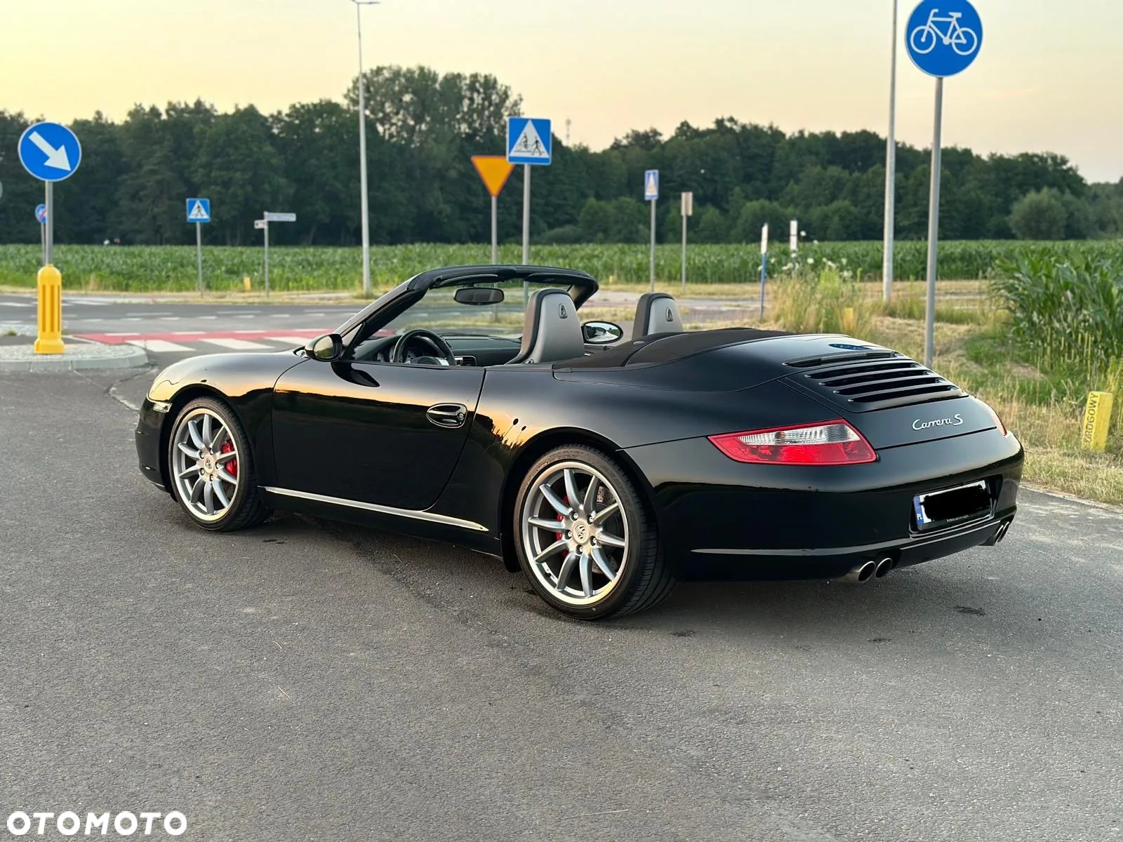Porsche 911 Carrera S - 3