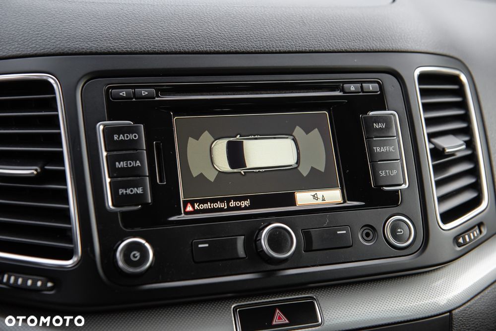 Volkswagen Sharan - 23