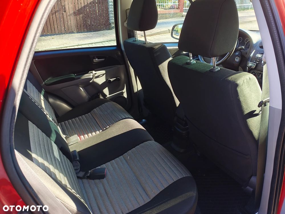 Suzuki SX4 - 15