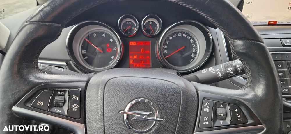 Opel Zafira Tourer 2.0 CDTI ECOFLEX Start/Stop Style - 3