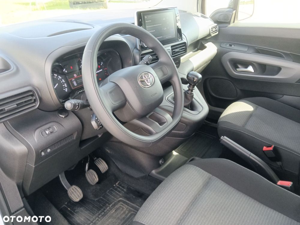Toyota Proace City Verso 1.2 D-4T Business - 15