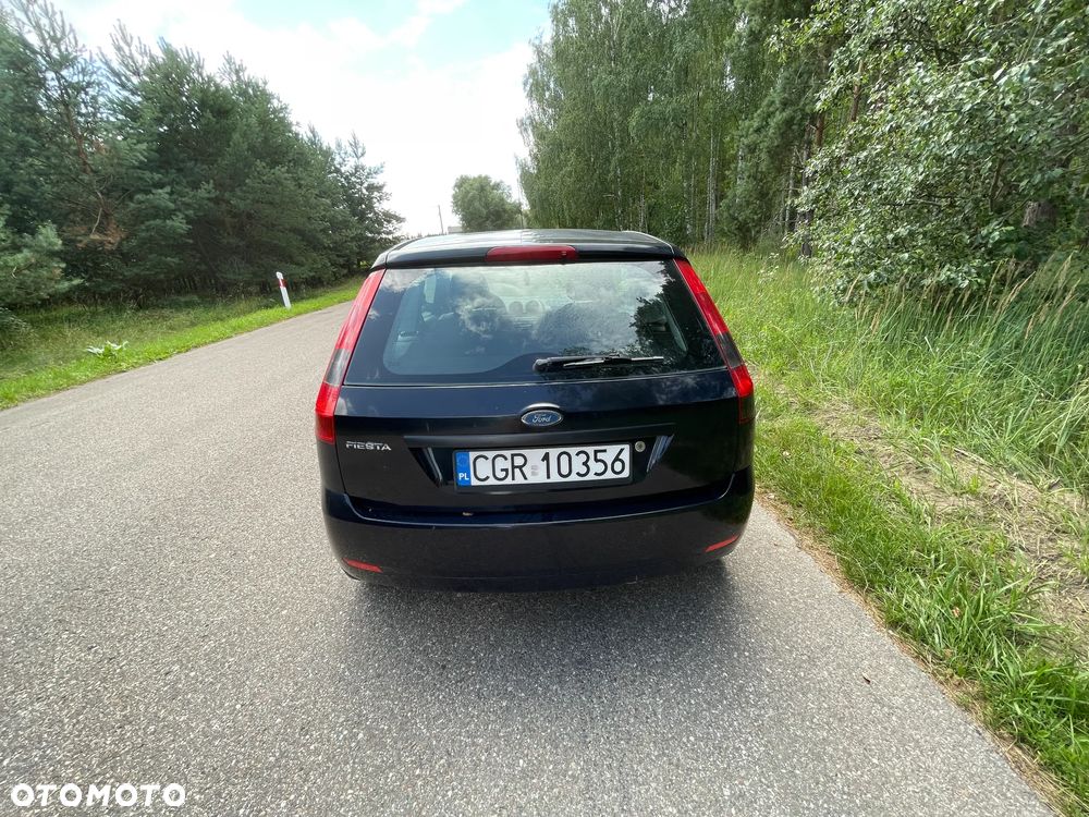 Ford Fiesta 1.3 - 15