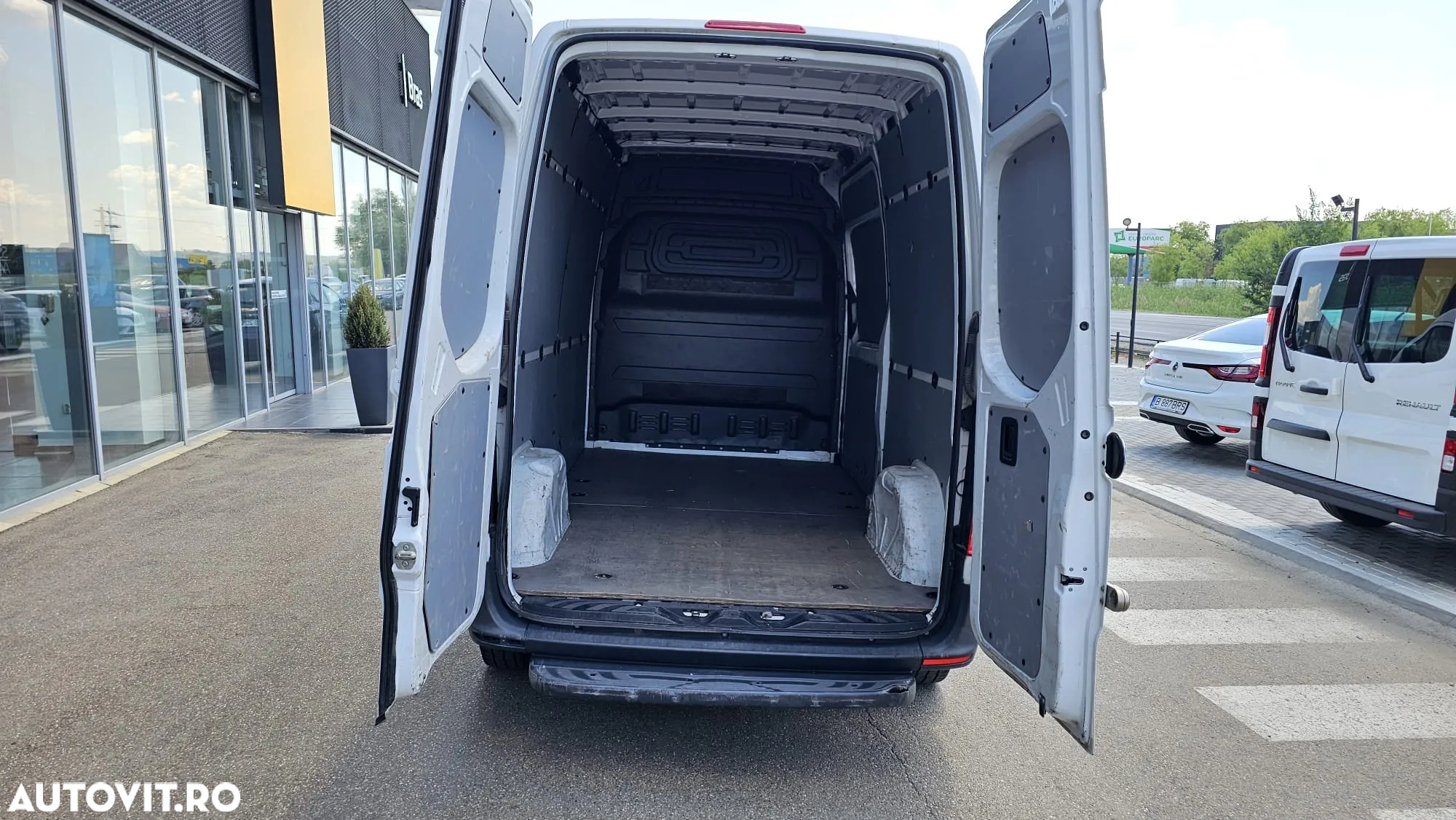 Mercedes-Benz SPRINTER - 3