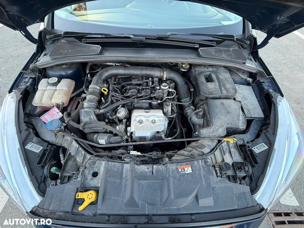 Ford Focus 1.0 EcoBoost Trend - 17