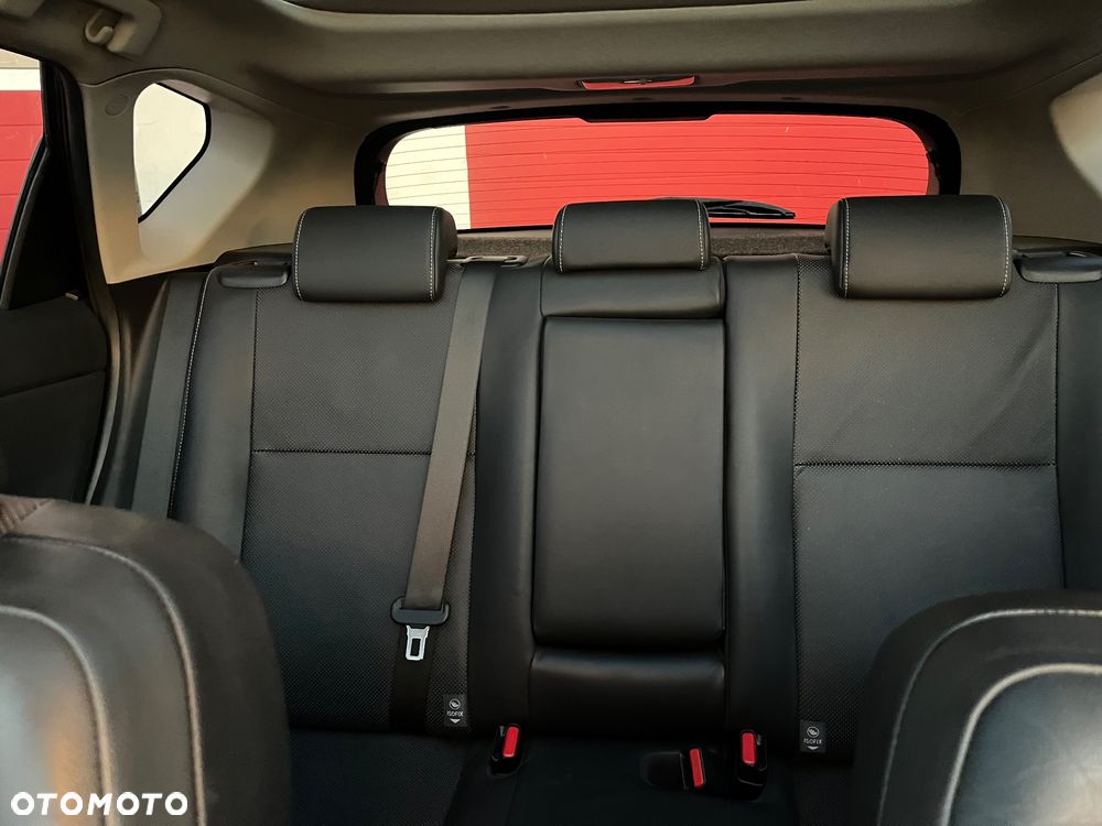 Toyota Auris 1.6 Premium + - 22