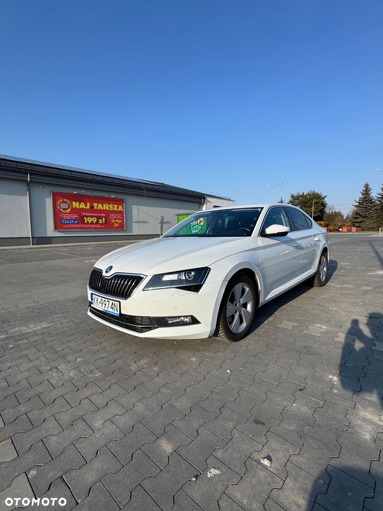 Skoda Superb 1.6 TDI Ambition DSG - 3