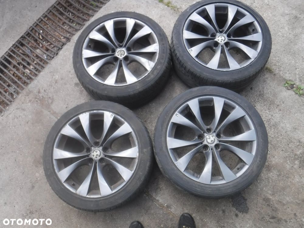 BMW  X5 E70 X6 E71   alufelgi opony 20 5x120 275/40/20 315/35/20 10J Et40 11J ET35 8037350 8037349 styling 227 - 2