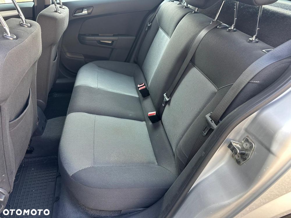 Opel Astra 1.8 Edition Plus - 10