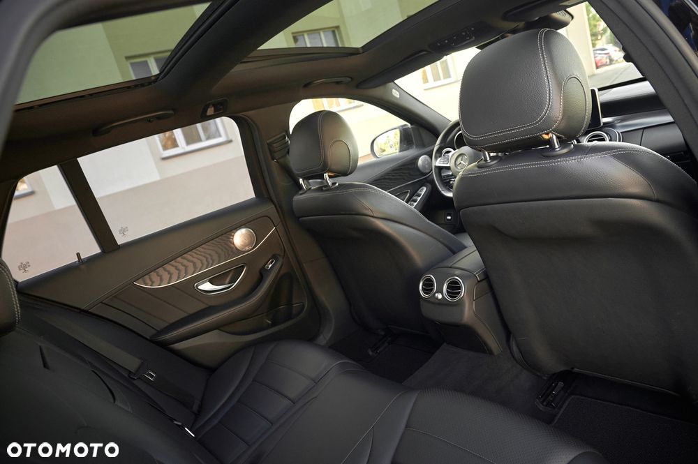 Mercedes-Benz Klasa C 220 d 9G-TRONIC - 29