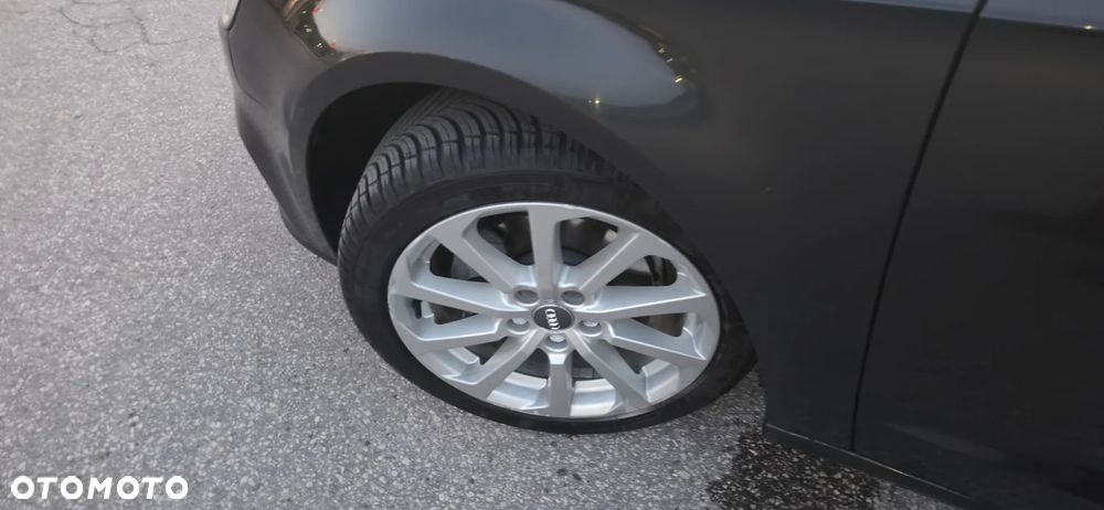Audi A3 Sportback 1.6 TDI S tronic sport - 9