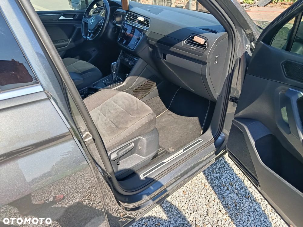 Volkswagen Tiguan 2.0 TDI SCR DSG R-Line - 23