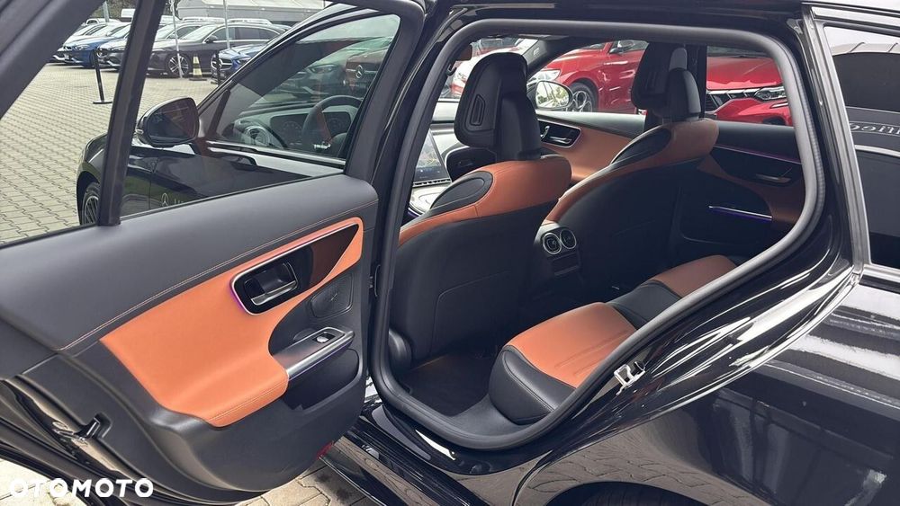 Mercedes-Benz Klasa C 220 d mHEV 4-Matic AMG - 13