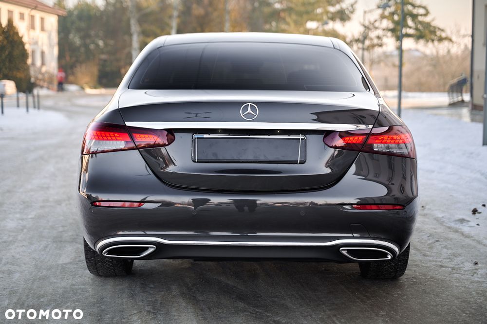 Mercedes-Benz Klasa E 220 d 9G-TRONIC - 10