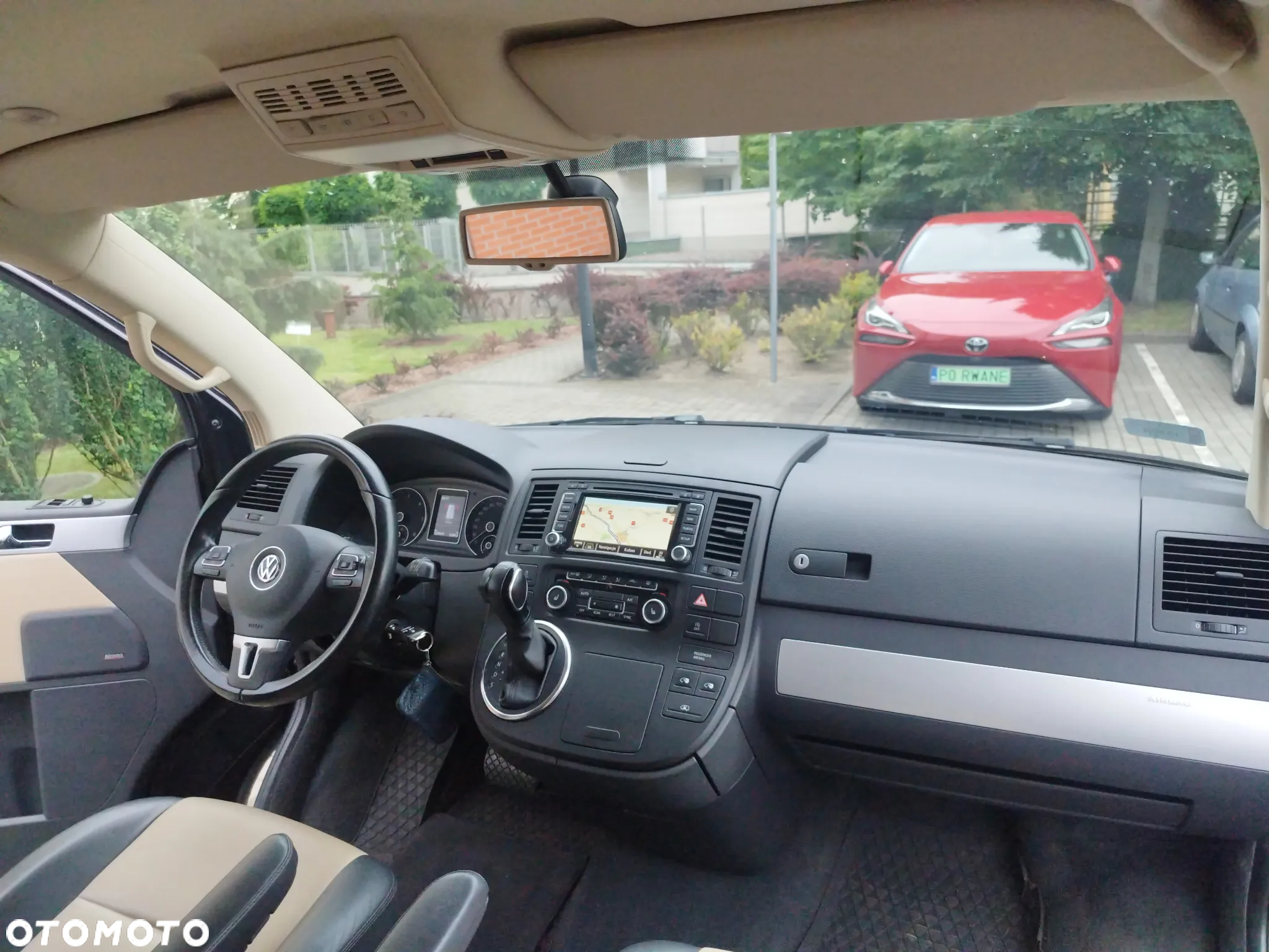 Volkswagen Multivan - 18