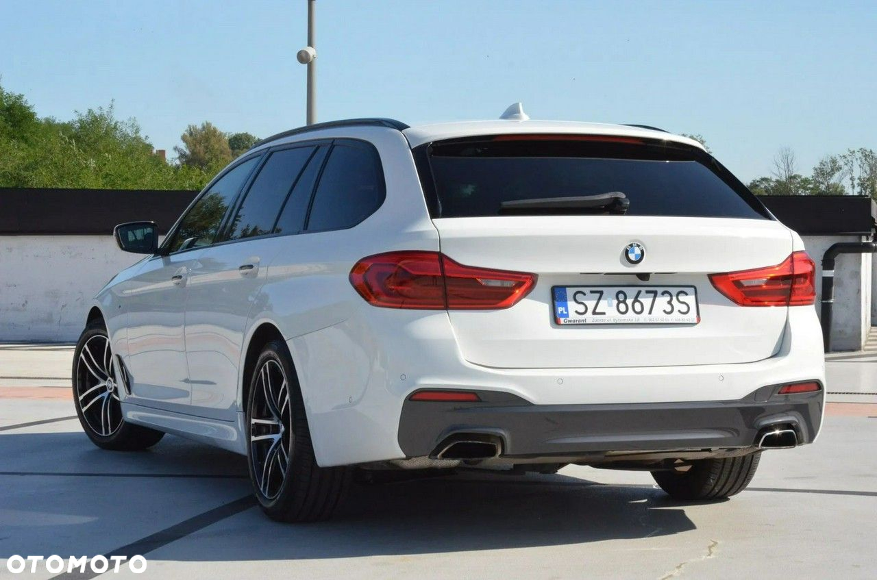 BMW Seria 5 530i xDrive GPF M Sport sport - 9