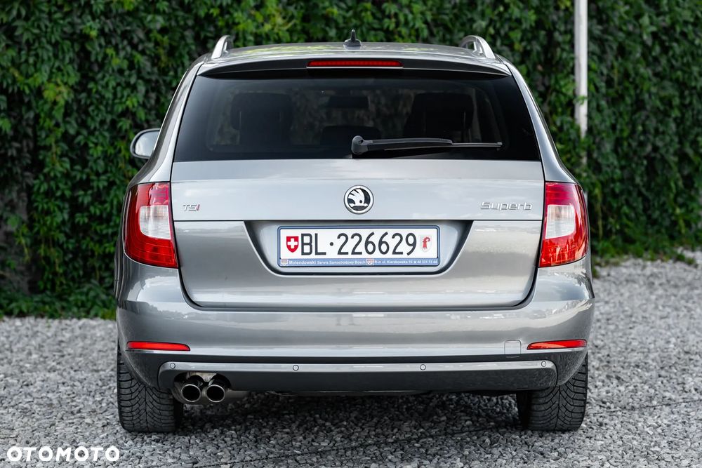Skoda Superb 1.8 TSI FAMILY - 13