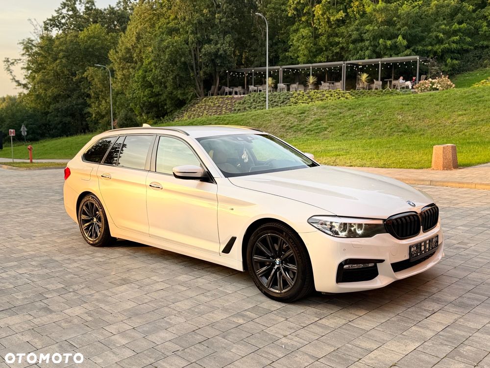 BMW Seria 5 520d M Sport - 17