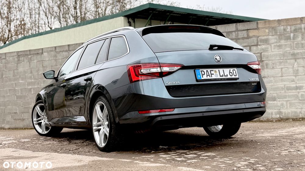 Skoda Superb 2.0 TDI 4x4 DSG L&K - 14