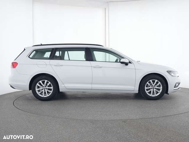 Volkswagen Passat - 5