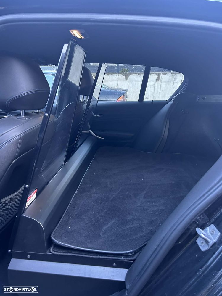 BMW 118 d M Sport - 11