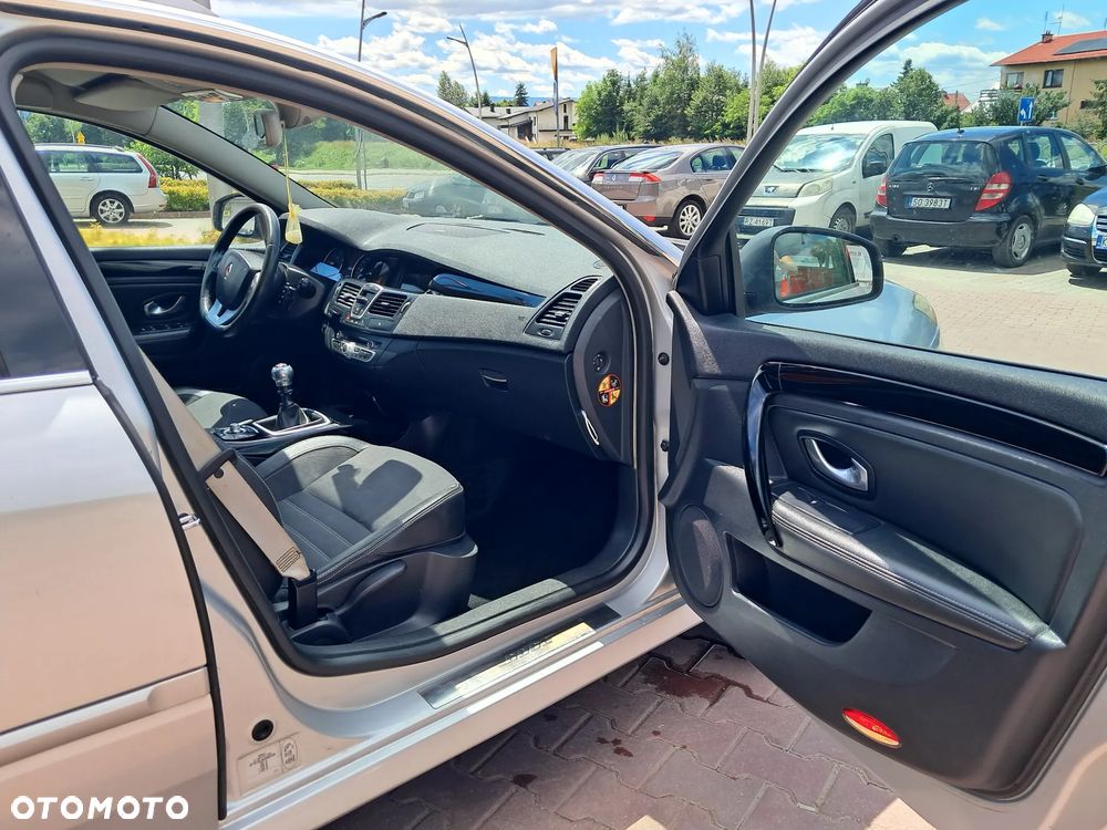 Renault Laguna 2.0 dCi Black Edition - 5