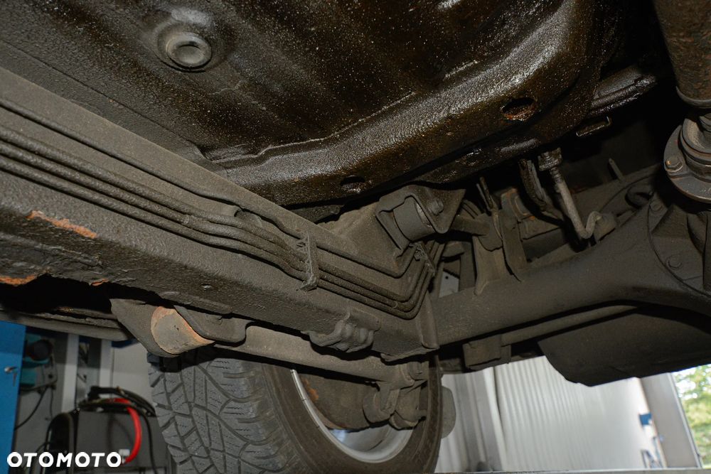 Suzuki Grand Vitara 2.7 V6 - 29