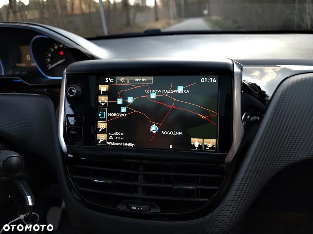 Peugeot 2008 BlueHDi FAP 120 STOP & START Allure - 29