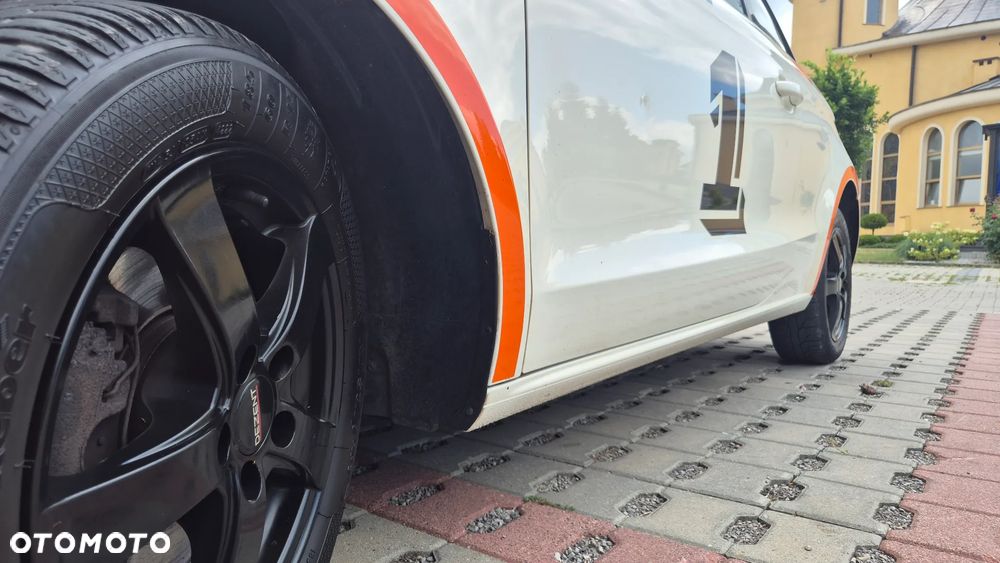 Audi A1 3-drzwiowe 1.6 TDI S line edition - 28