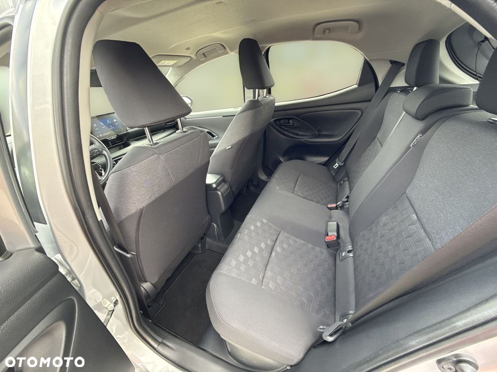 Toyota Yaris Hybrid 1.5 Style - 10