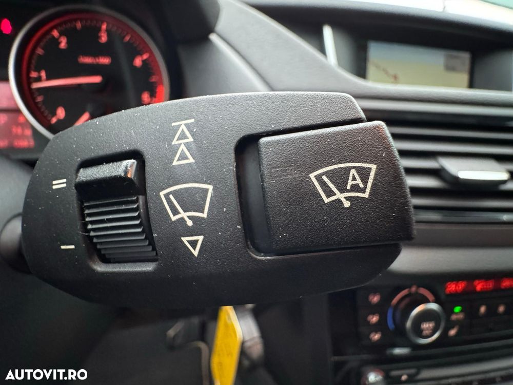 BMW X1 xDrive20d Aut. Sport Line - 23