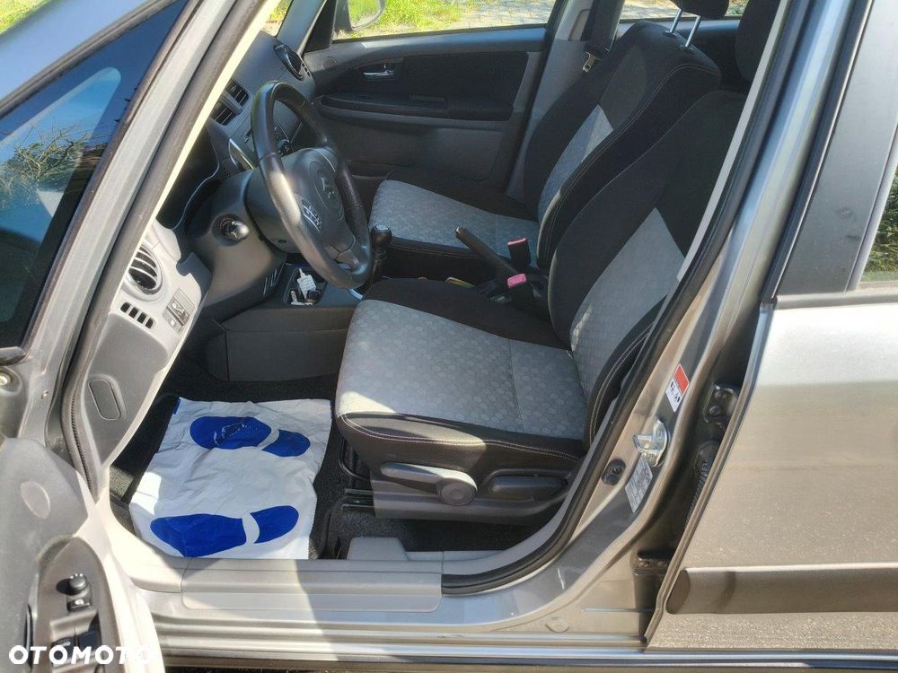 Suzuki SX4 1.6 VVT 4x2 Style - 7