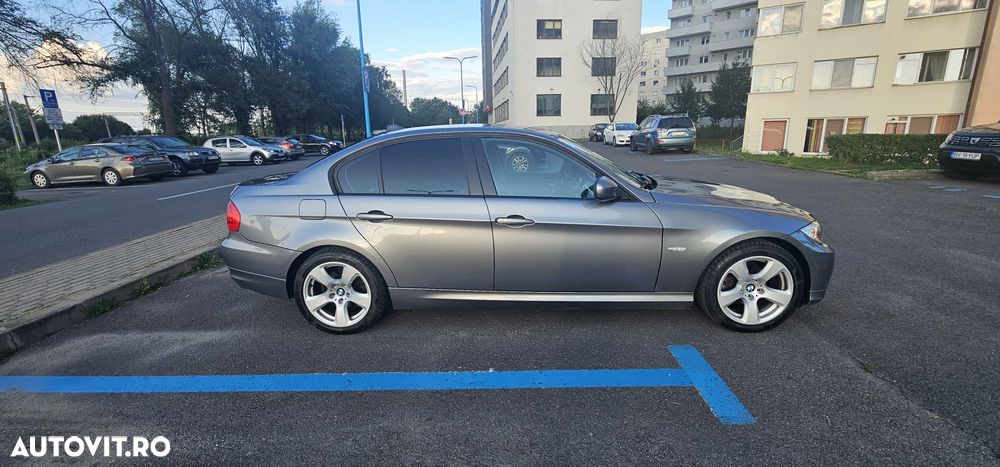 BMW Seria 3 316i - 4