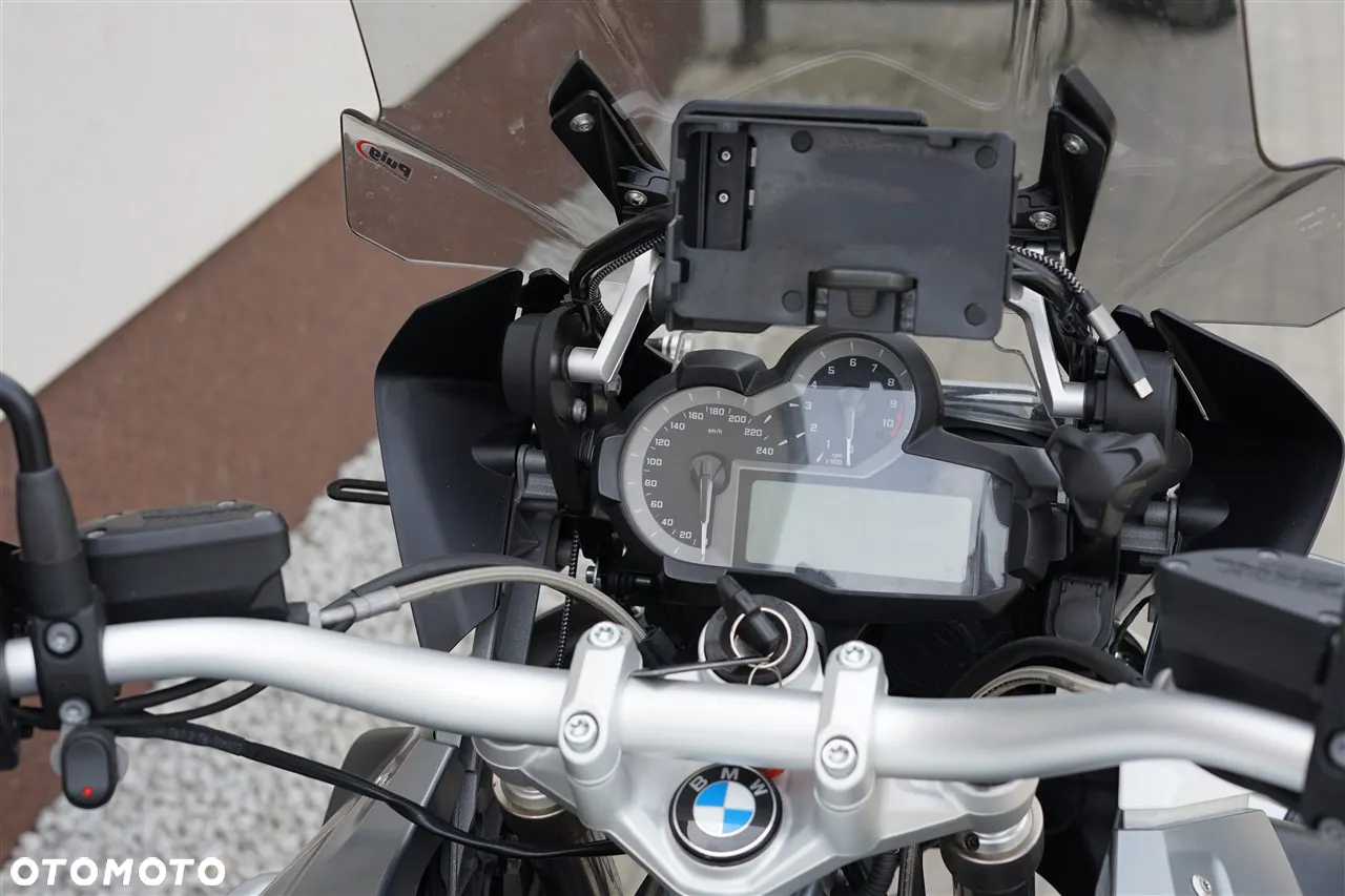 BMW R - 18