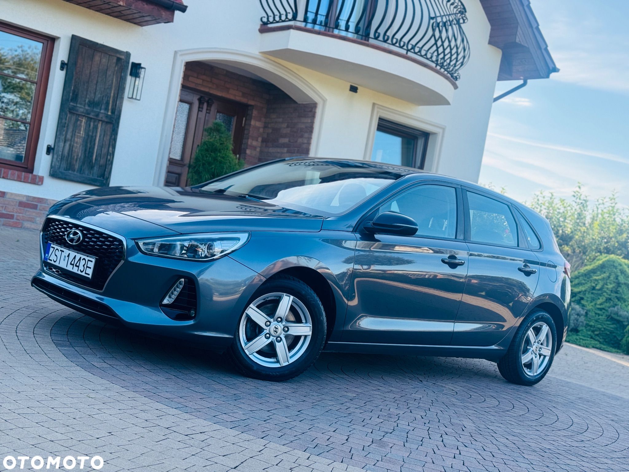 Hyundai i30 1.4 Premiere Comfort - 1