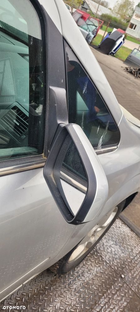 OPEL ZAFIRA-B Z19DT 2006 na części - 27