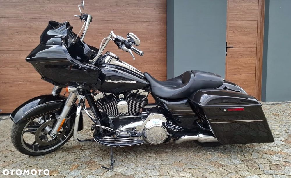 Harley-Davidson Touring Road Glide - 10