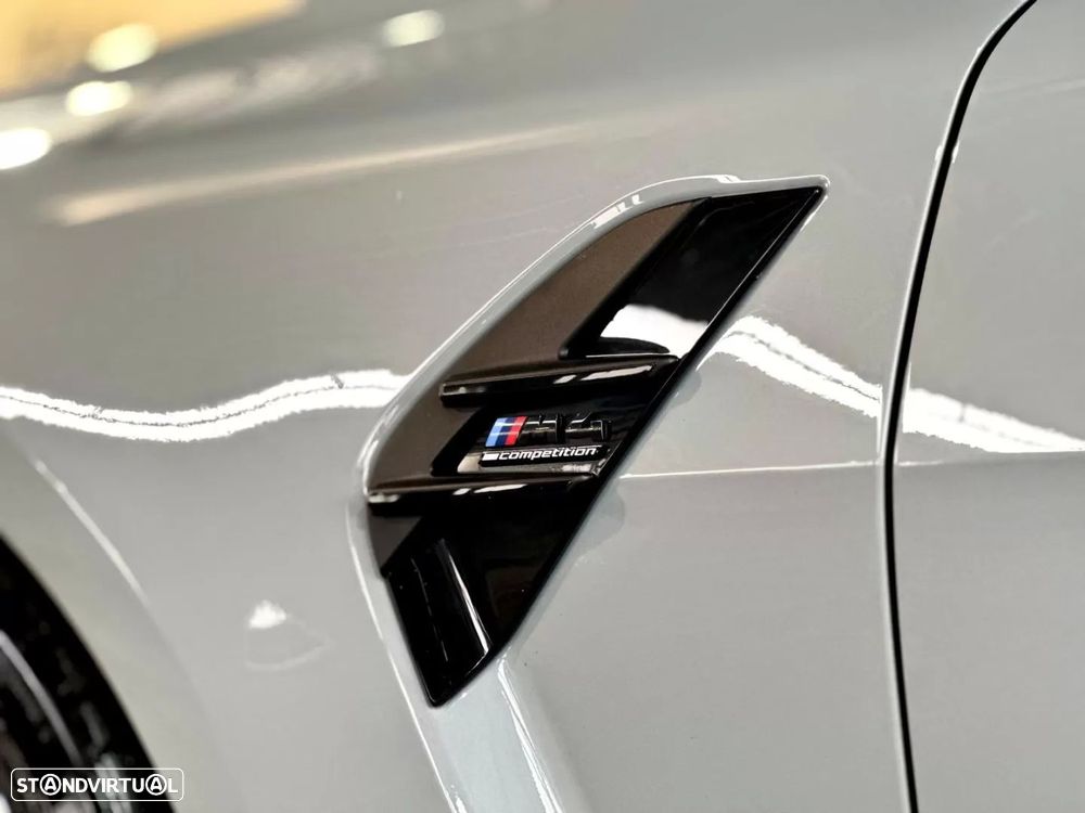 BMW M4 Competition - 4