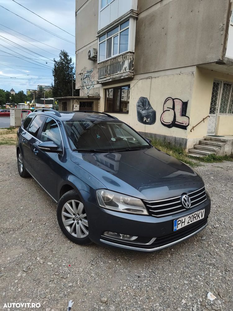 VOLKSWAGEN Passat 2011