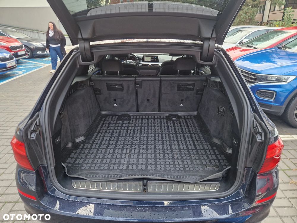 BMW Seria 5 520d xDrive Luxury Line - 10