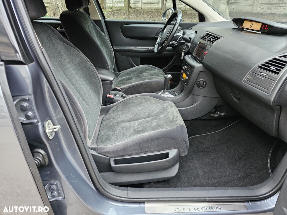 Citroën C4 1.6 HDI FAP EGS6 Exclusive - 10