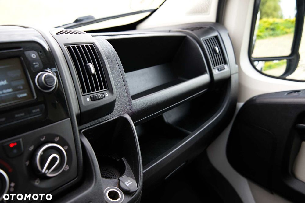 Peugeot Boxer L2H2 - 35
