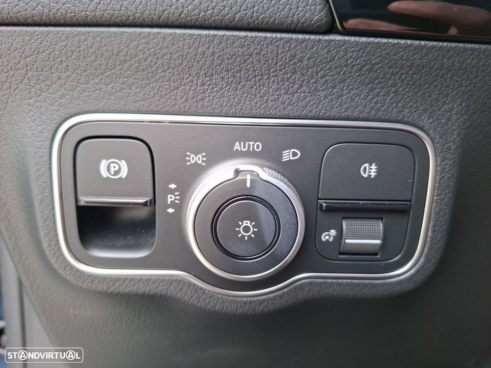 Mercedes-Benz B 180 d Style Plus Aut. - 19