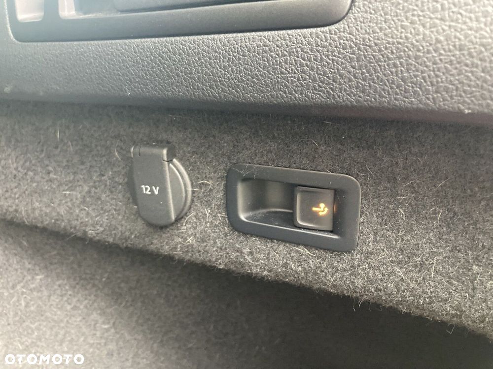Volkswagen Passat Variant 2.0 TDI BMT Highline DSG - 27