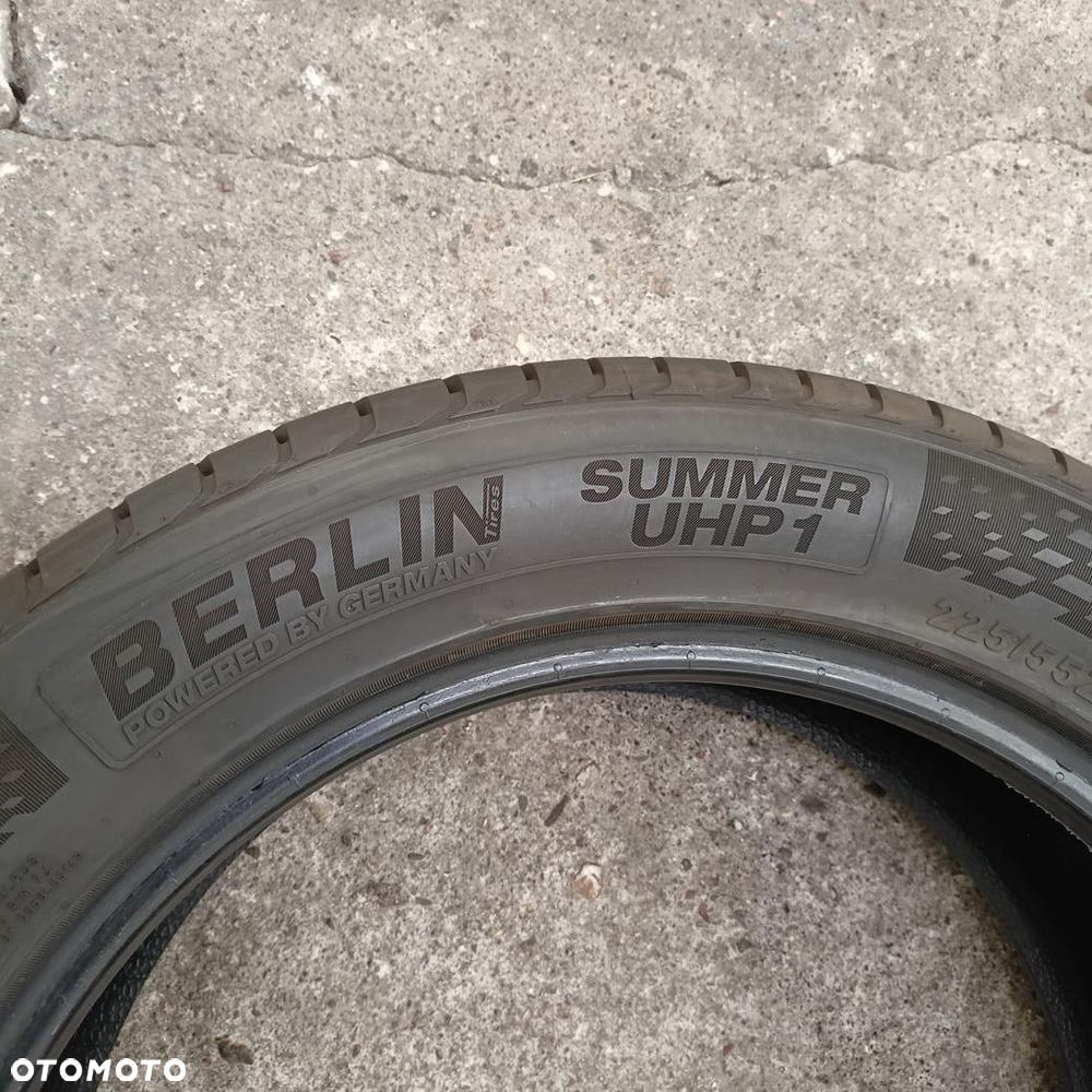 Opona 225/55/18 Berlin Summer UHP1 (E8053) - 2