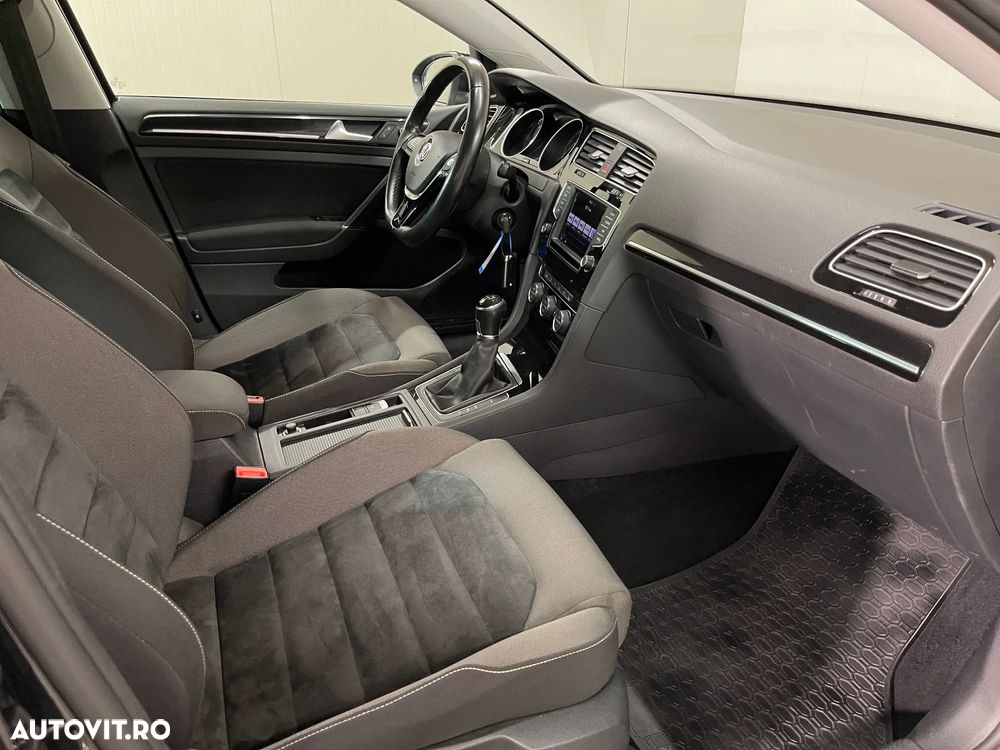 Volkswagen Golf 1.6 TDI DPF BMT Highline - 10