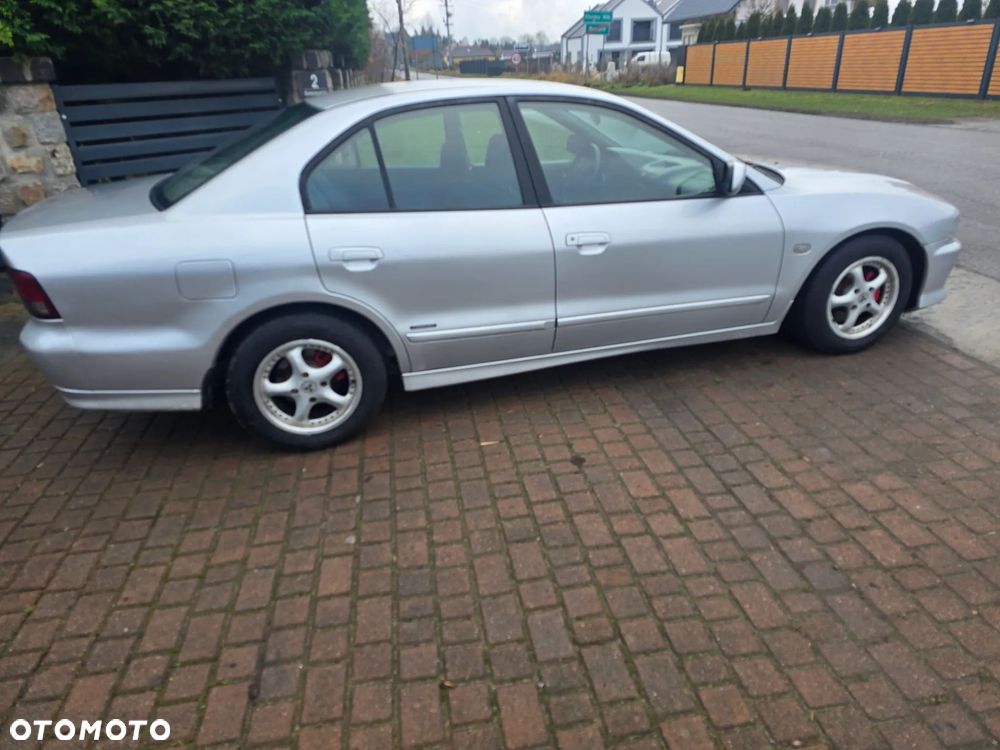 Mitsubishi Galant 2.0 Comfort - 10