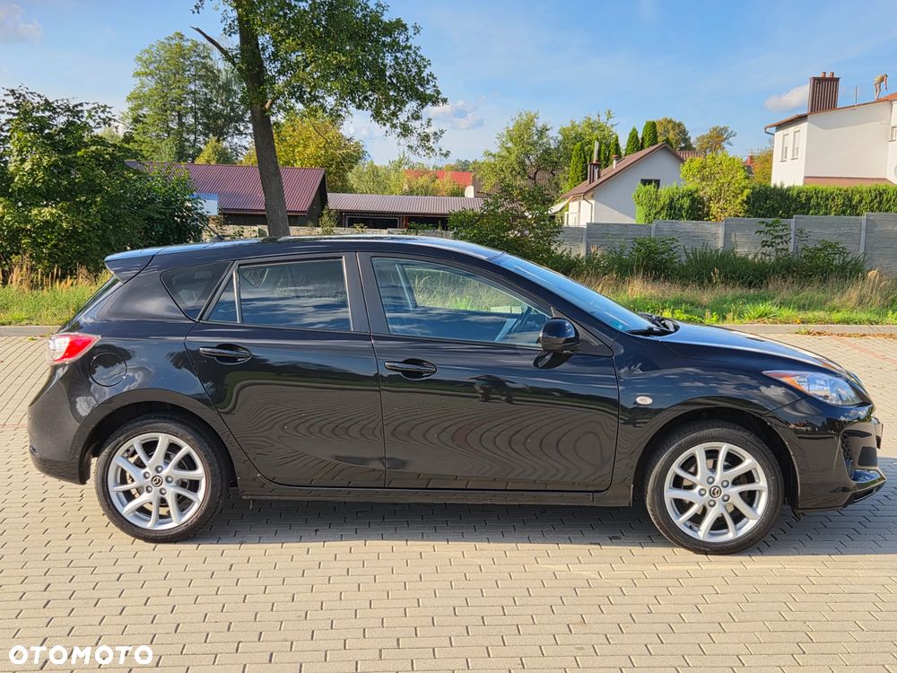 Mazda 3 1.6 Active + - 6