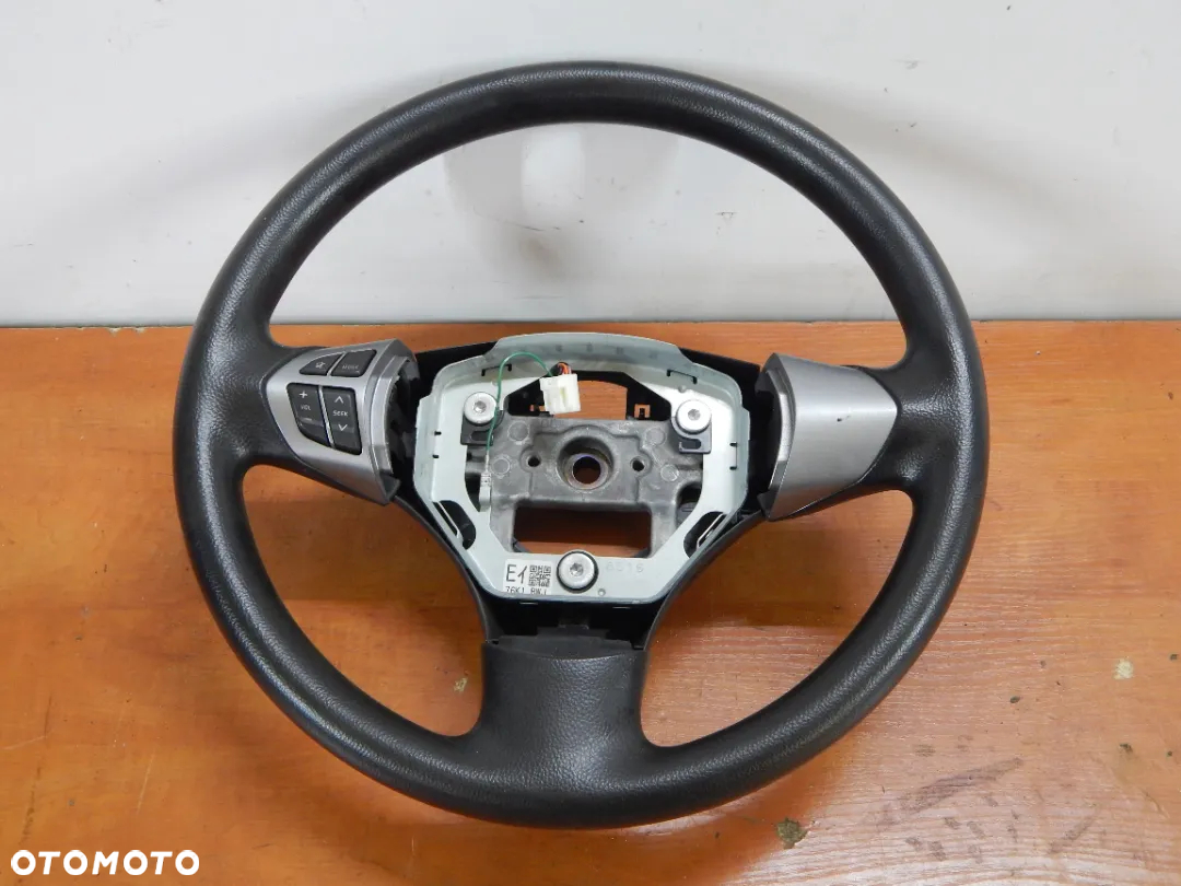 kierownica Suzuki Grand Vitara II 05-14 Ładna Łuków części - 2