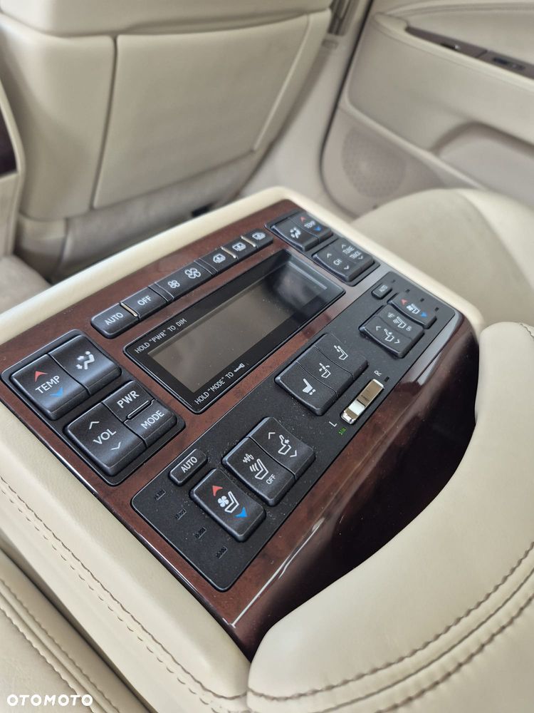 Lexus LS 460 Elite AWD - 13