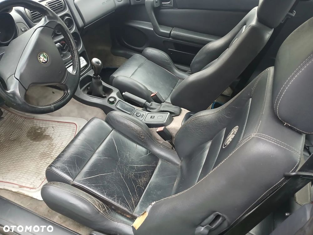 Alfa Romeo GTV 2.0 16v TSpark - 6